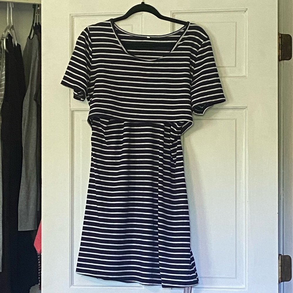 Nursing dress